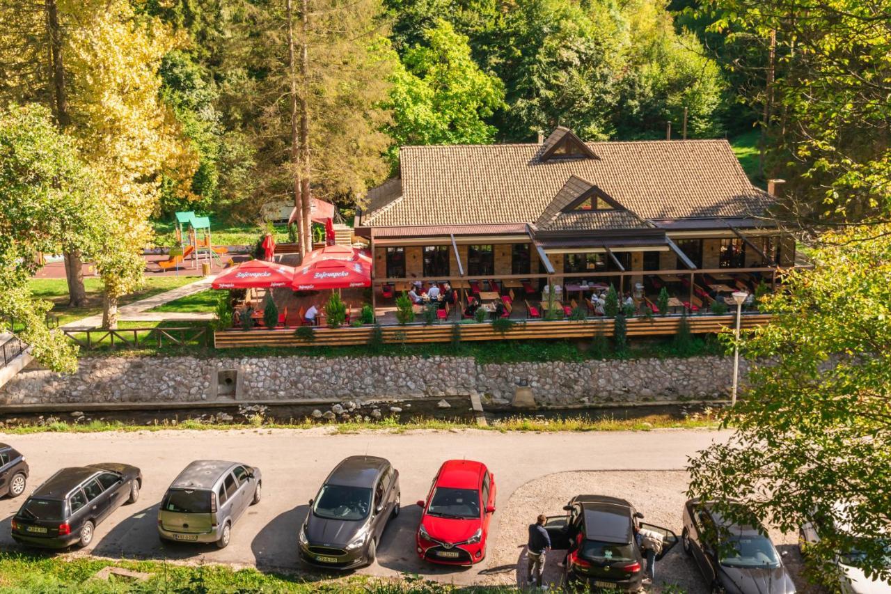 Anin Dvor Sekovici Apartment Exterior foto